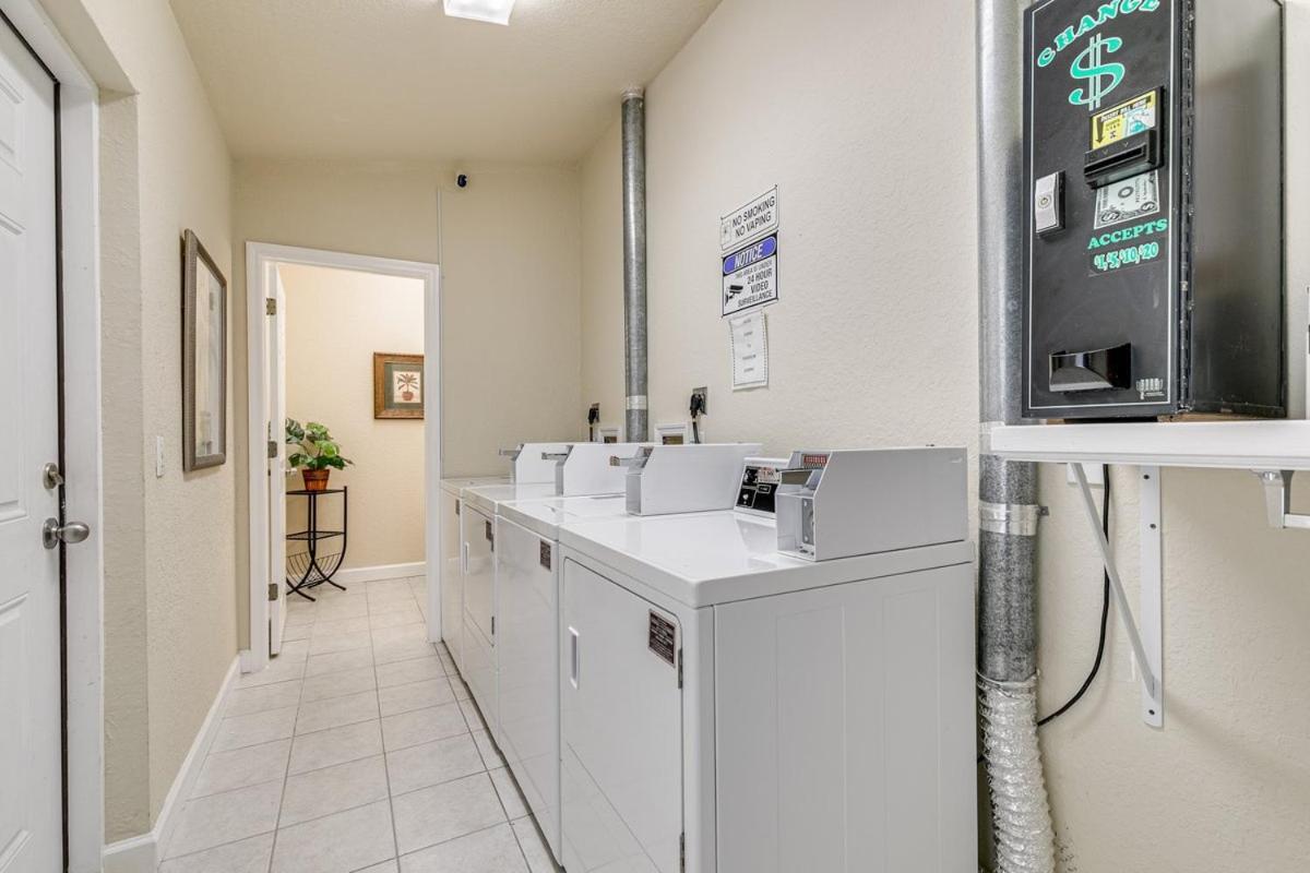Walkable To Restaurants And Steps To The Beach! - Coconut Villa'S Suite 10 St. Pete Beach Esterno foto
